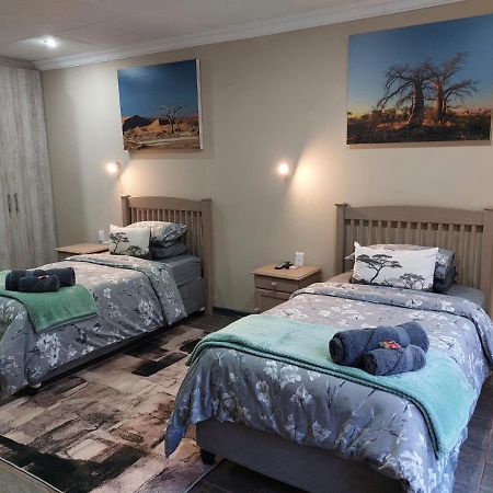 Wisteria Lane Guesthouse Postmasburg Εξωτερικό φωτογραφία