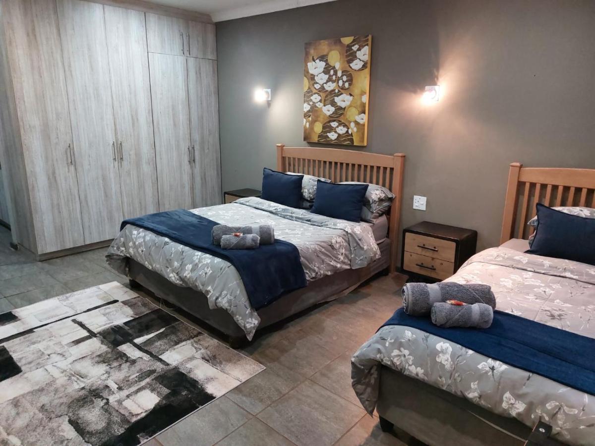Wisteria Lane Guesthouse Postmasburg Εξωτερικό φωτογραφία