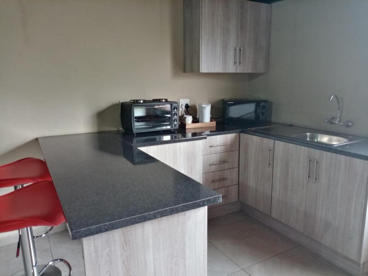 Wisteria Lane Guesthouse Postmasburg Εξωτερικό φωτογραφία