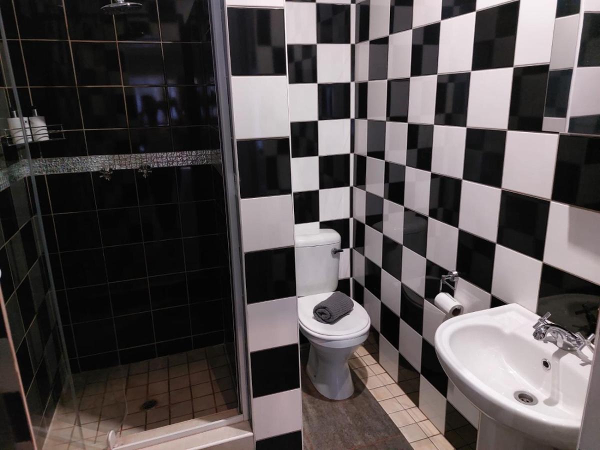 Wisteria Lane Guesthouse Postmasburg Εξωτερικό φωτογραφία