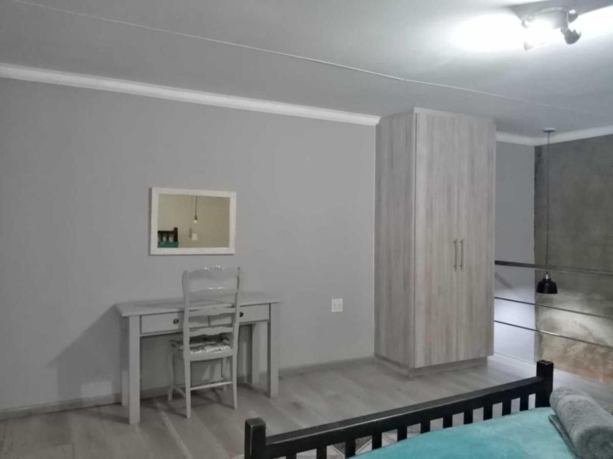 Wisteria Lane Guesthouse Postmasburg Εξωτερικό φωτογραφία