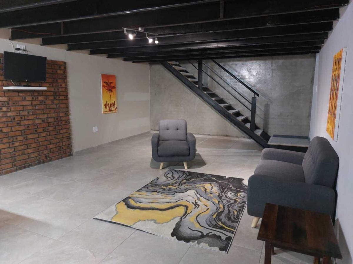 Wisteria Lane Guesthouse Postmasburg Εξωτερικό φωτογραφία