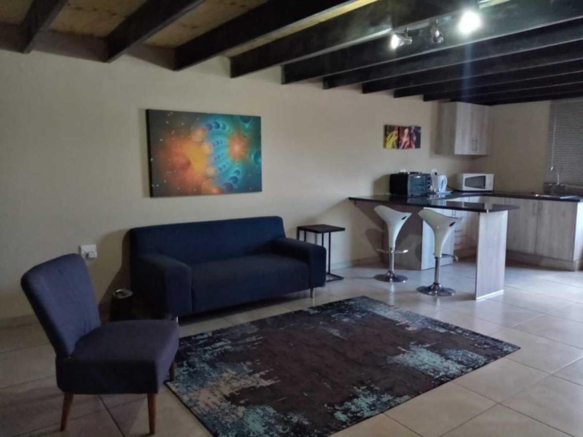 Wisteria Lane Guesthouse Postmasburg Εξωτερικό φωτογραφία
